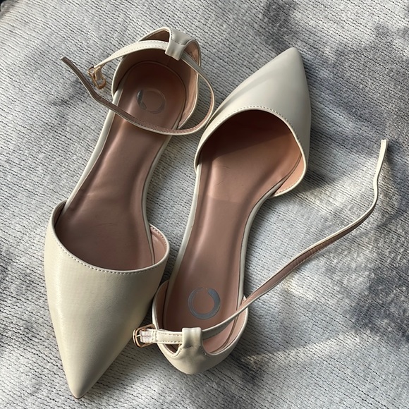 Journee Collection Shoes - Journee Collection
Women's Reba Flat
